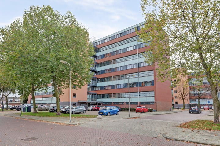 F. Zernikestraat 123 in Hengelo photo