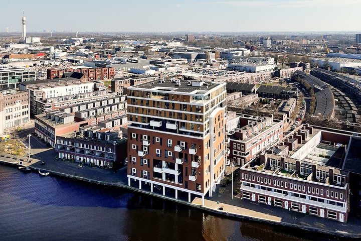 Fanny Blankers-Koenplein 10 in Haarlem photo