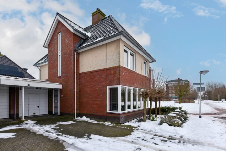 Photo of property Faunalaan 105, Uithoorn