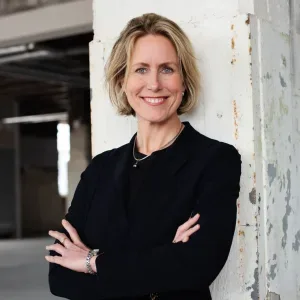 Photo of Fionnuala Dollé