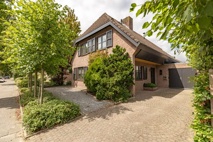 Flintdijk 208 in Roosendaal Foto