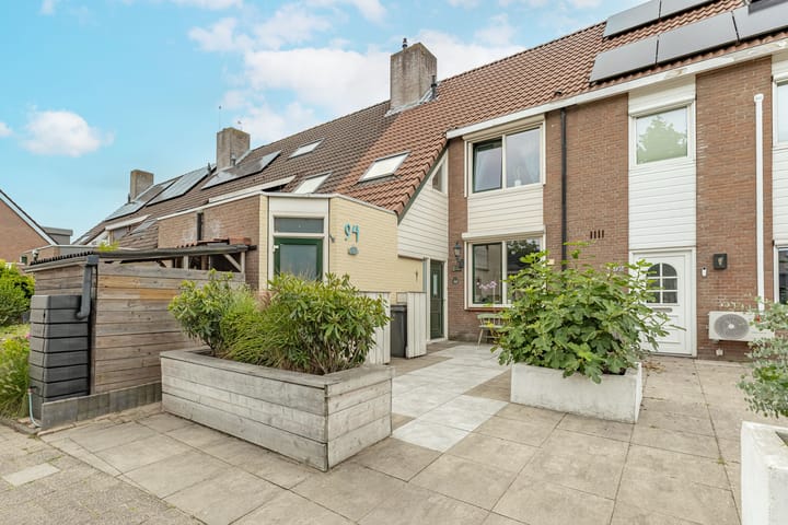 Flintdijk 94 in Roosendaal Foto