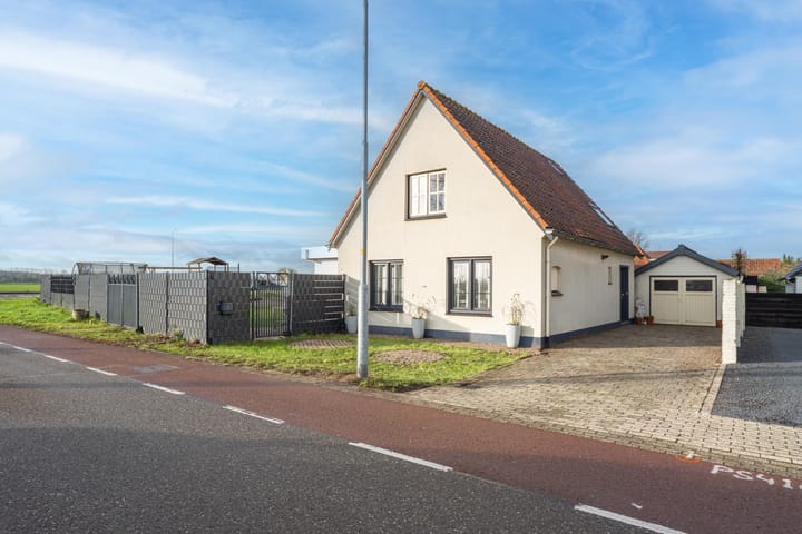 Photo of property Florastraat 1, Boven-Leeuwen