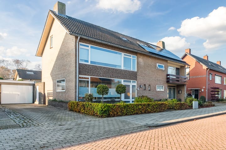 Photo of property Floreffestraat 11, Veldhoven