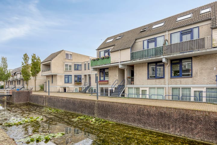 Floris Burgwal 36 in Capelle aan den IJssel photo