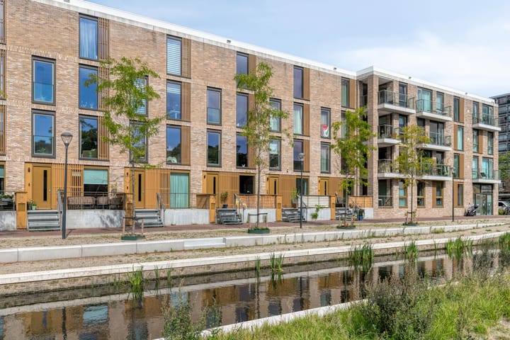 Photo of property Floris van Adrichemkade 14, Haarlem