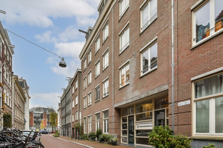 Fokke Simonszstraat 88H in Amsterdam photo