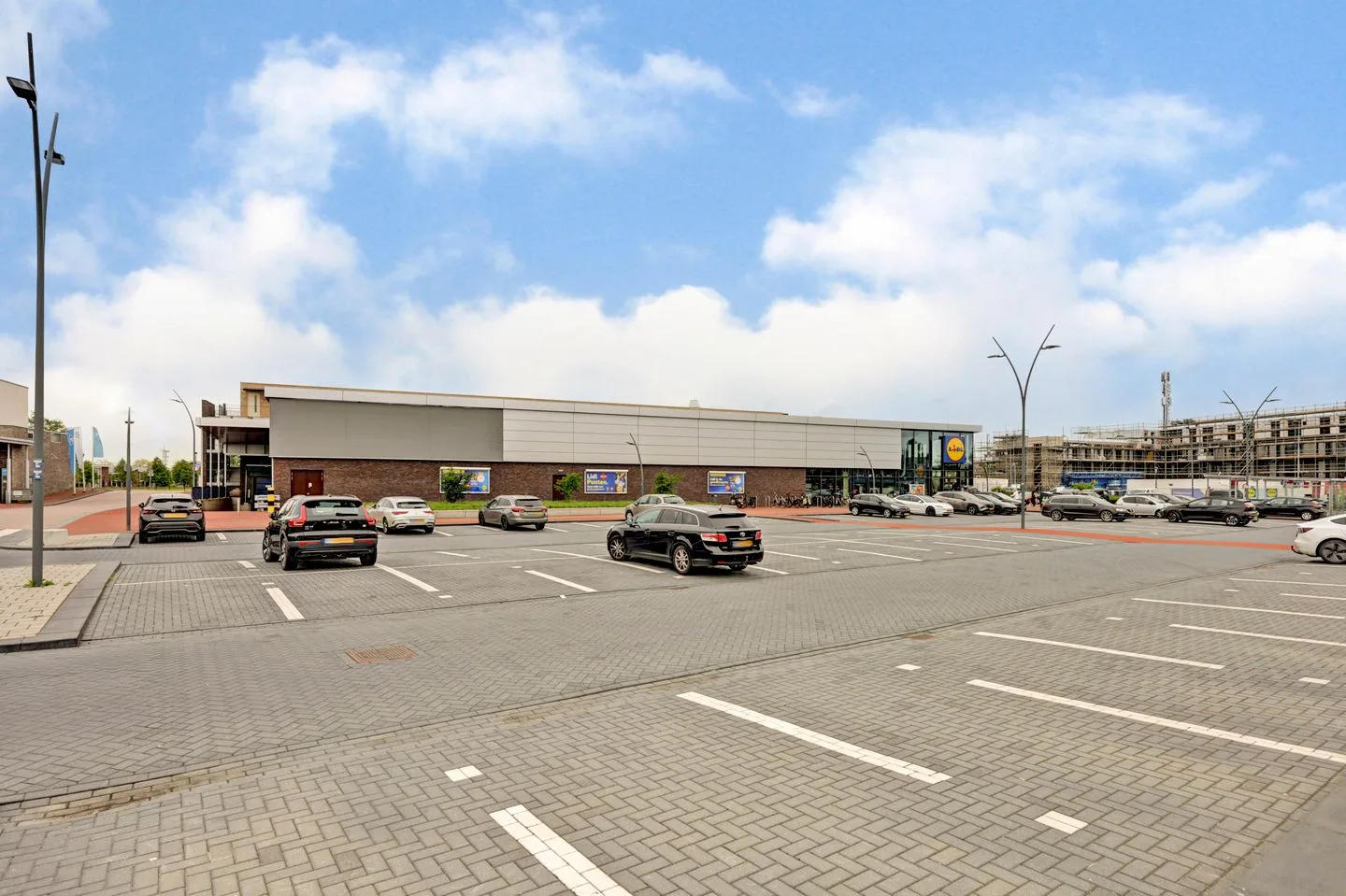 Forint 32 Dronten thumbnail 60