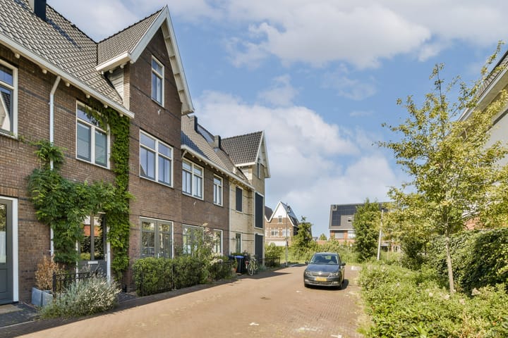 Fort Hinderdamstraat 129 dans Weesp photo