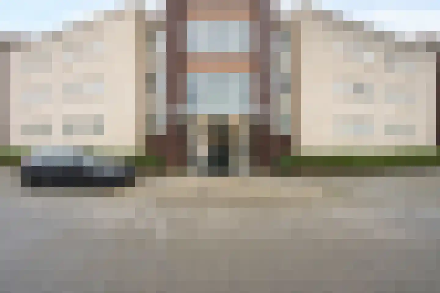 Forum 10 Born thumbnail 4