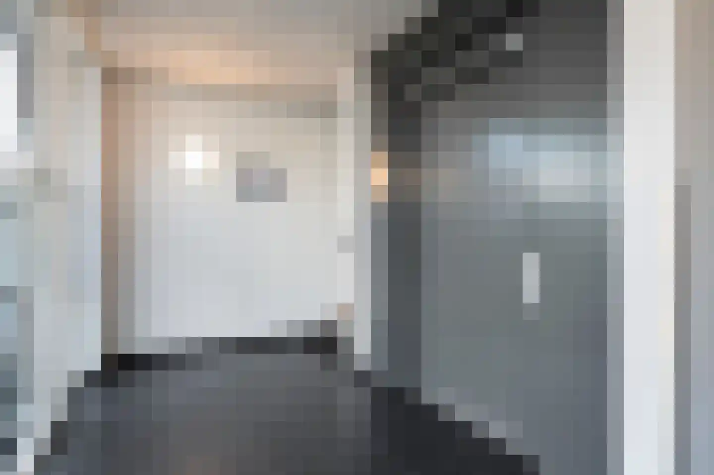 Forum 44 Born thumbnail 5