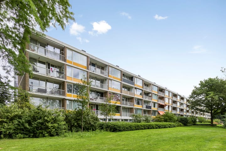 Franciscus van Assisiëlaan 1 in Amstelveen foto