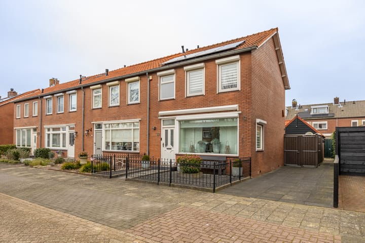 Photo of property Frans Halsstraat 30, Hardinxveld-Giessendam