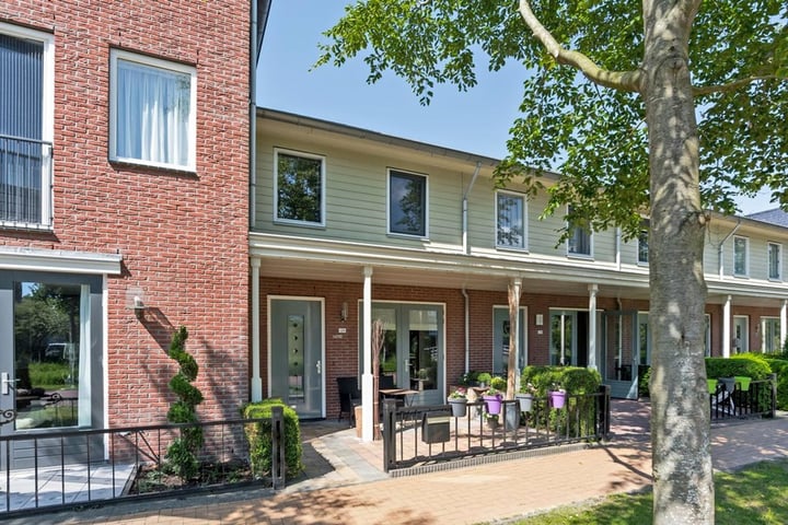 Frederik Hendriklaan 128 in Heerenveen