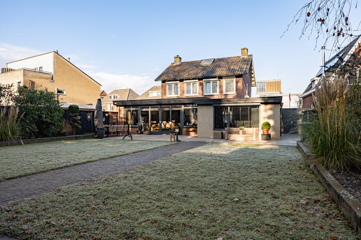 Photo of property Frederikastraat 82, Enschede