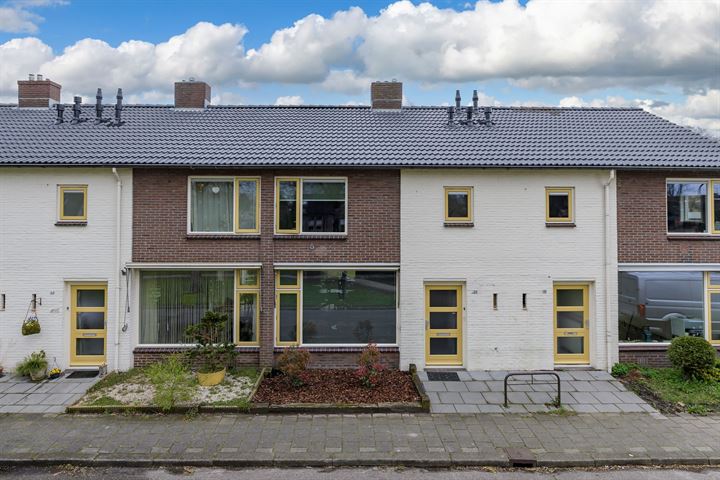 Freule Hartsenplein 20 in Beekbergen foto