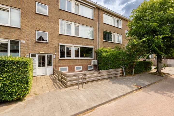 Friedalaan 119 dans Zwanenburg photo