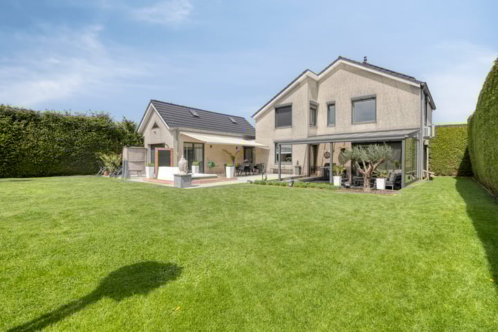 Fruitwei 6 in Schimmert Foto