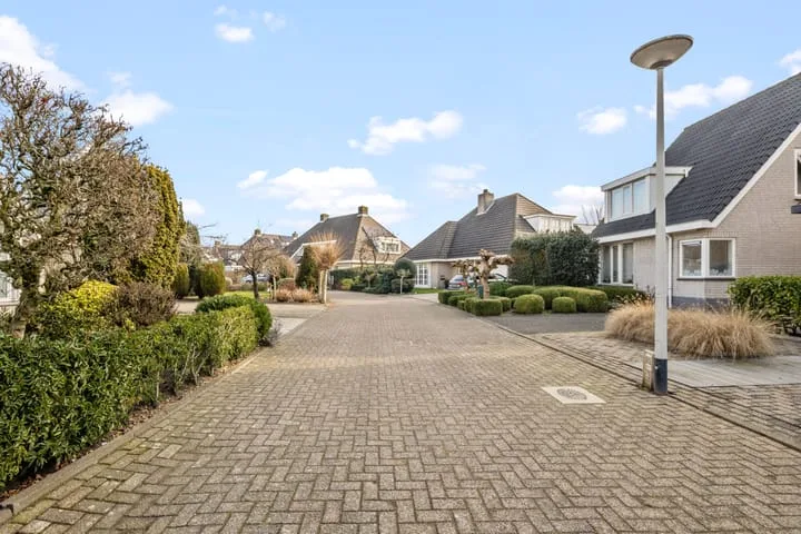 Fuchsiaberg 16 Roosendaal thumbnail 62