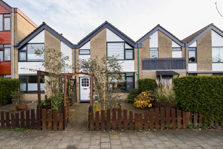 Furkabaan 648 en Utrecht foto