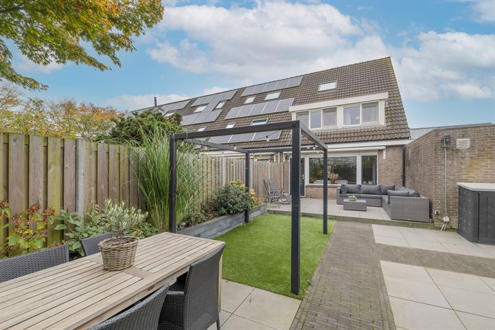 Gaast 11 in Huizen photo