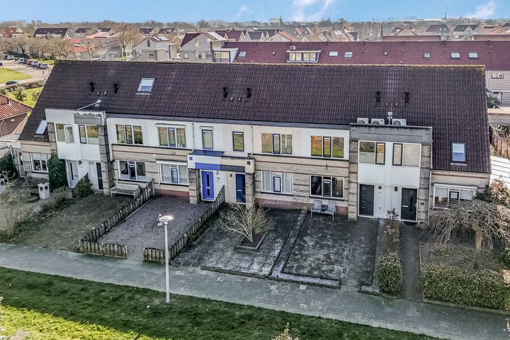 Photo of property Ganzerik 18, Tiel