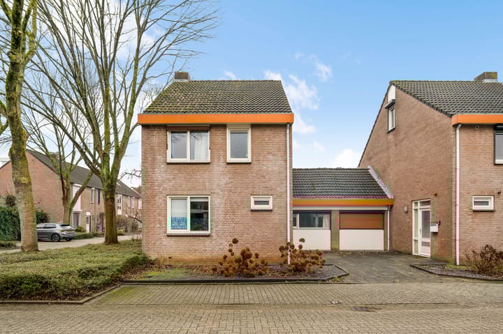 Ganzerikweerd 14 en Maastricht foto