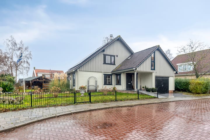 Photo of property Gardenierhof 21, Wolphaartsdijk