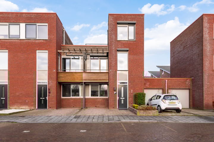 Garenboom 43 in Almelo photo