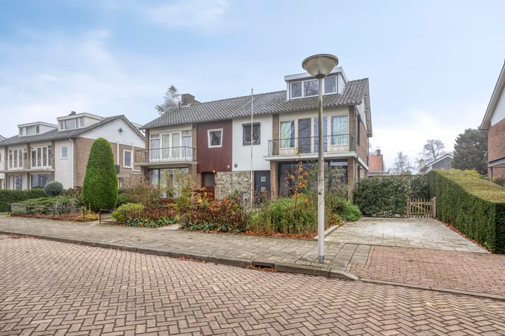 Gaspeldoornlaan 36 en Eindhoven foto