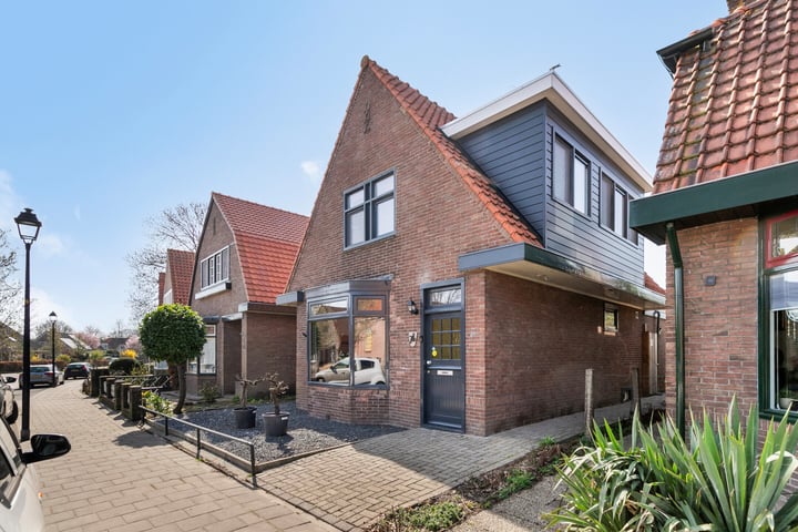 Gasthuislaan 76 in Steenwijk Foto