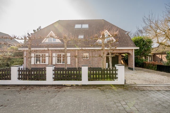 Gasthuisstraat 35 en Almere foto