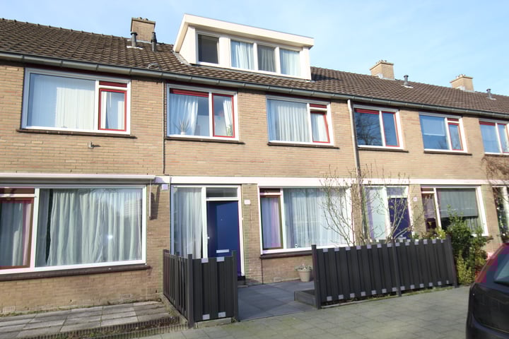 Geelkruid 53 dans Rotterdam photo