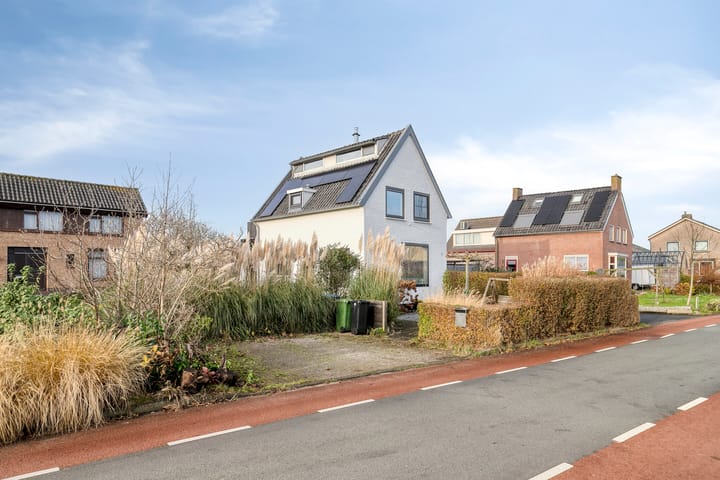 Geestweg 24 en Roelofarendsveen foto