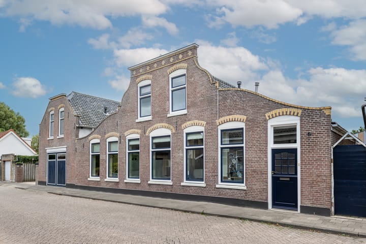 Geldersedijk 30 in Dirksland Foto