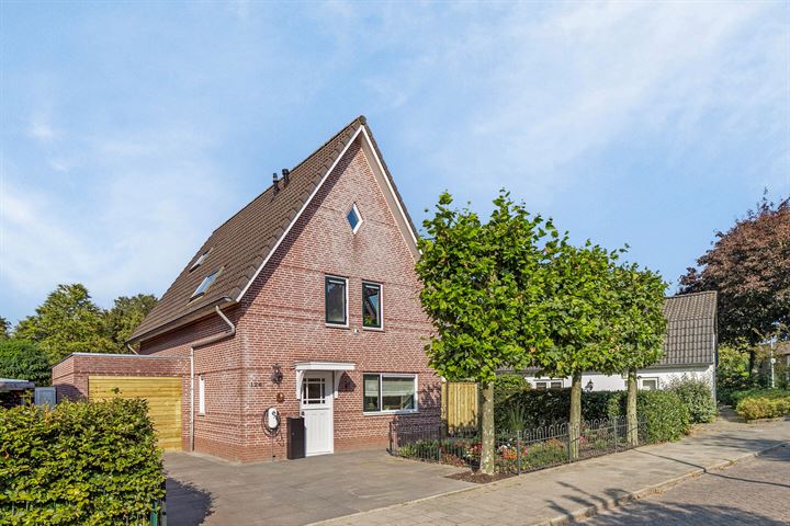 Geldersestraat 126a in Geldermalsen Foto