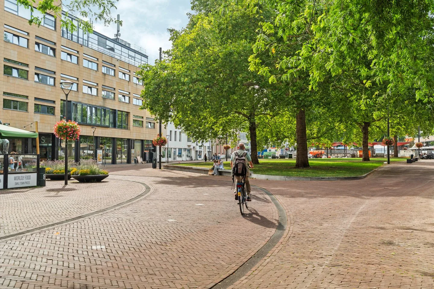 Gele Rijders Plein 16 9 Arnhem thumbnail 34
