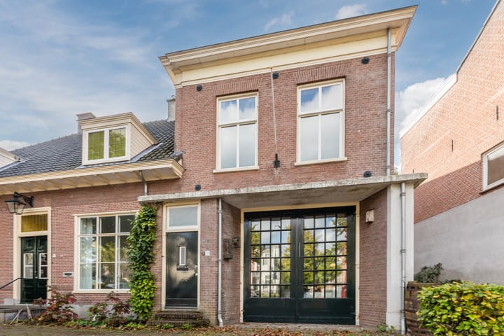 Generaal Foulkesweg 12-II en Wageningen foto