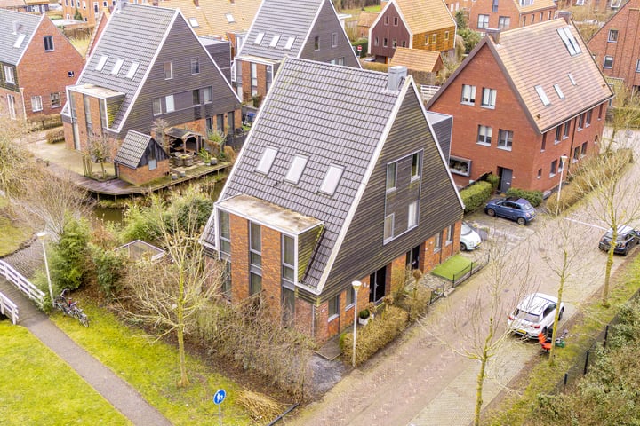 Gentiaan 69 en 's-Gravenhage foto