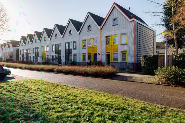 George Formbystraat 37 in Almere Foto