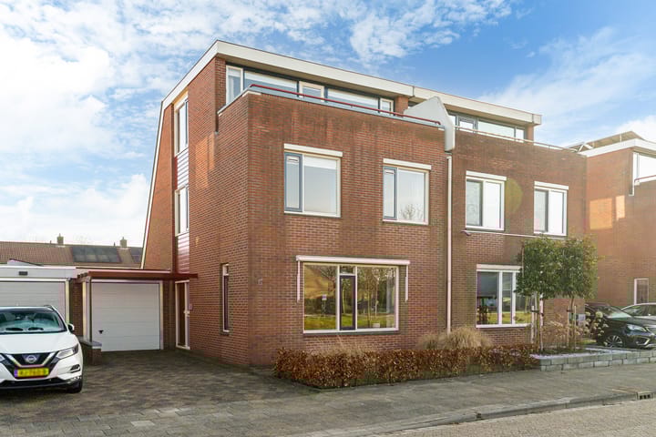 Photo of property Gerben Sondermanstraat 35, Drachten