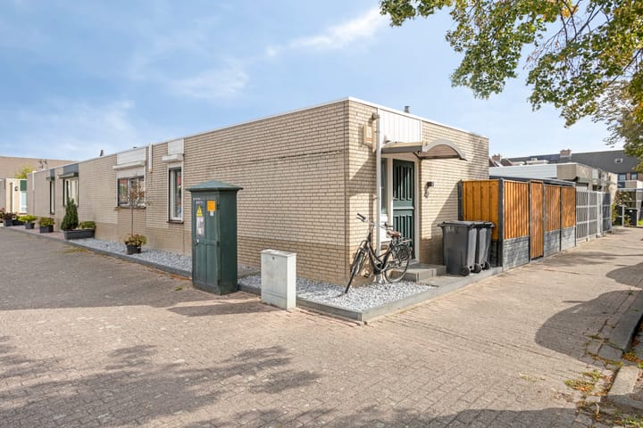 Geullestraat 42 in Rotterdam photo