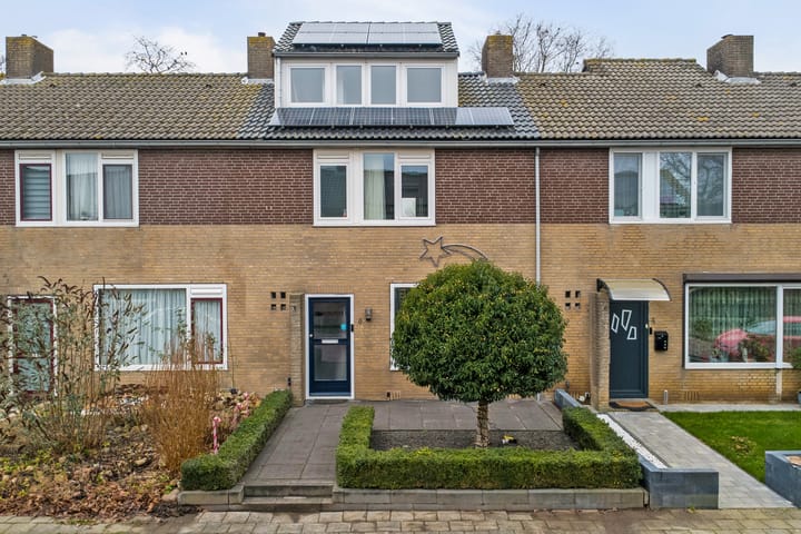 Gijs van Gaalenstraat 6 in Kreileroord Foto