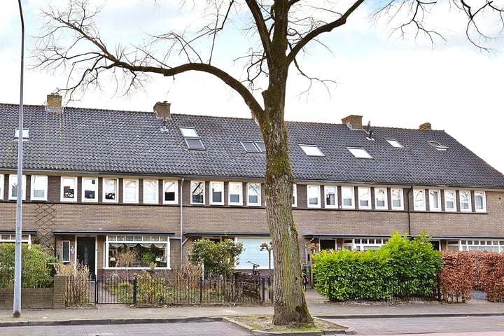 Gijsbrecht van Amstelstraat 409 in Hilversum foto