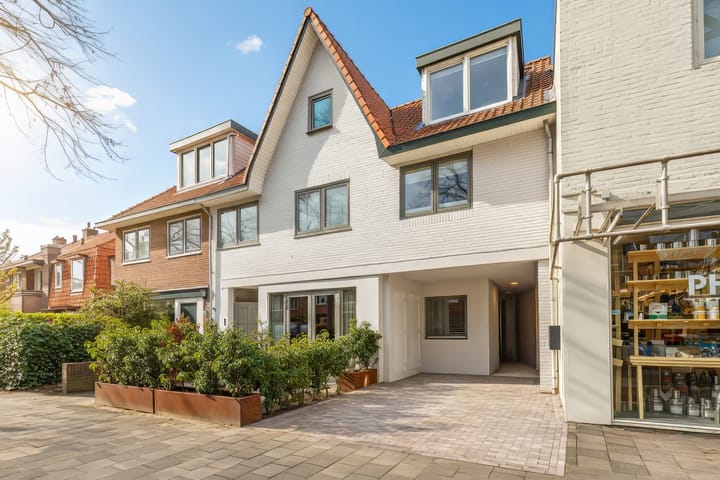 Gijsbrecht van Amstelstraat 72 in Hilversum