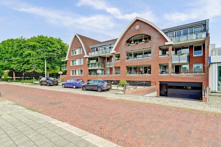 Gijsbrecht van Nijenrodestraat 2 in Breukelen Foto