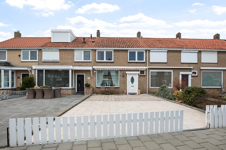 Photo of property Gladiolenstraat 23, Volendam