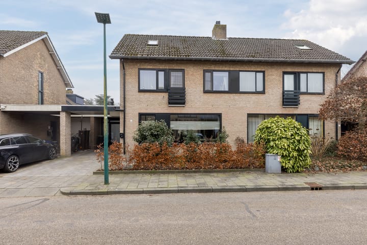 Photo of property Gladioolstraat 17, Dongen