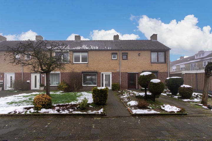 Glazeniersdreef 35 in Maastricht foto