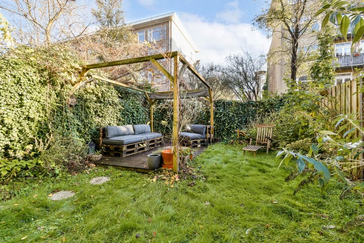 Gloriantstraat 11-H in Amsterdam photo